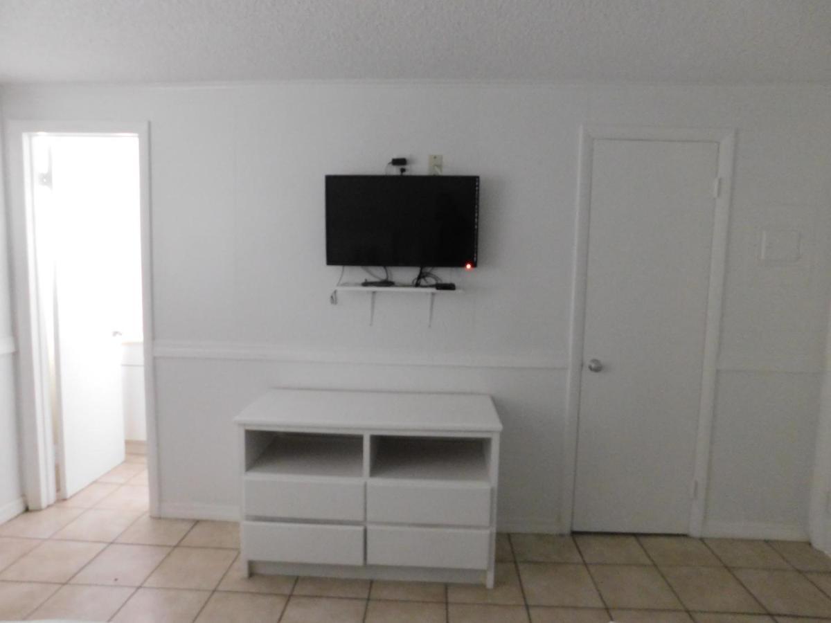 Kingsail Resort Маратон Екстериор снимка
