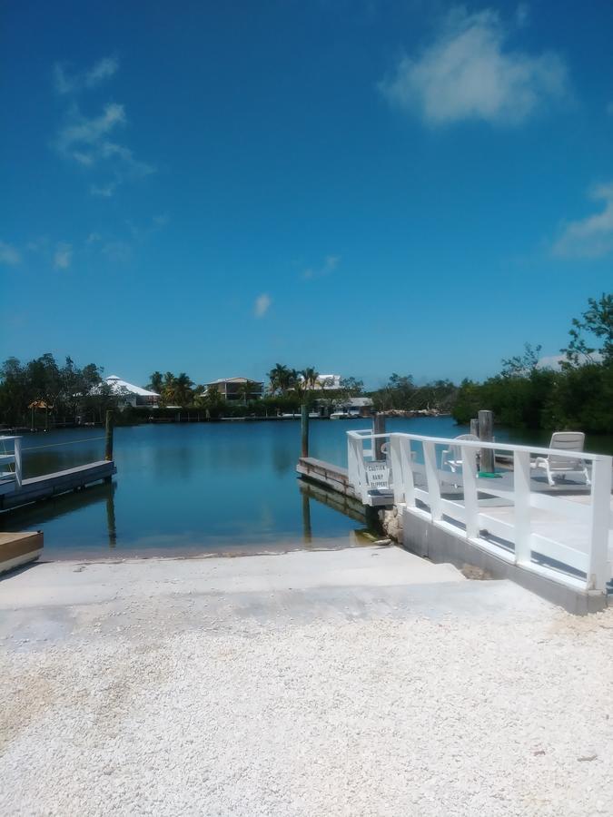 Kingsail Resort Маратон Екстериор снимка