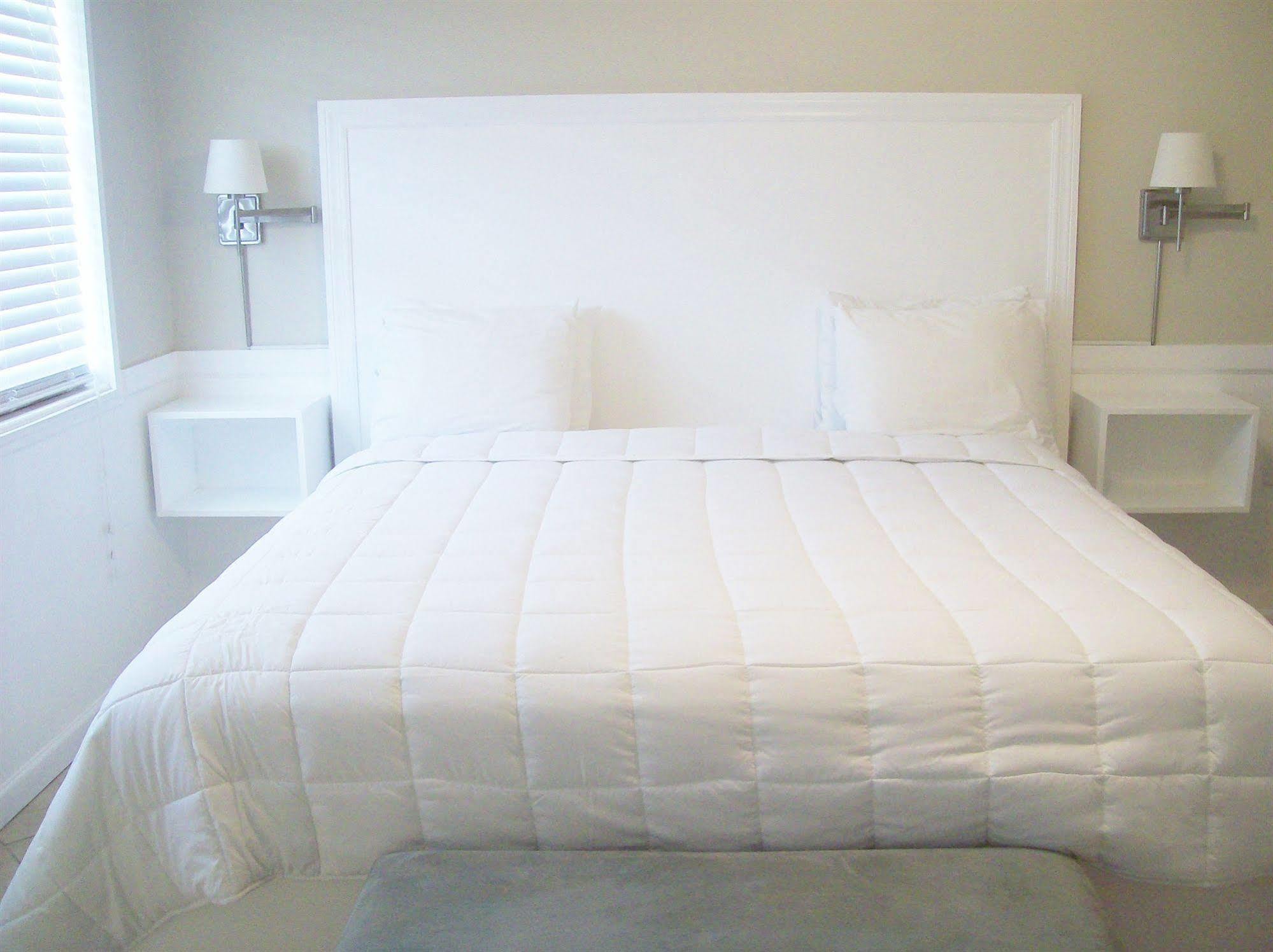 Kingsail Resort Маратон Екстериор снимка