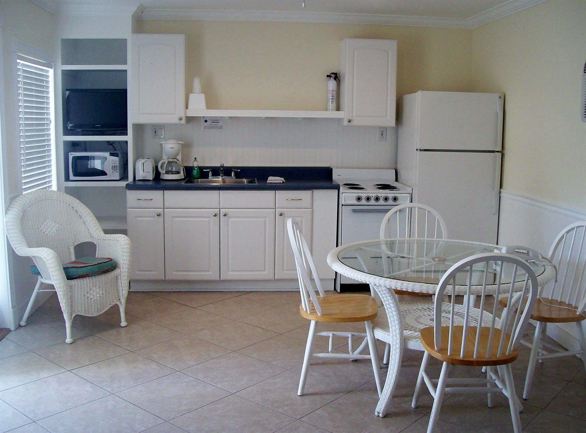Kingsail Resort Маратон Екстериор снимка